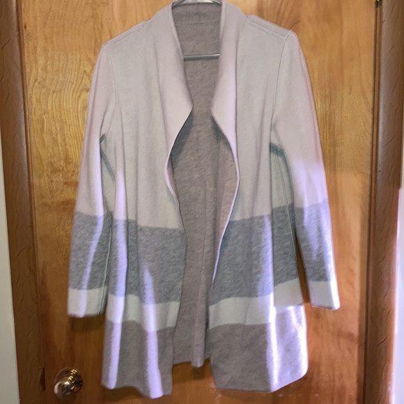 LOFT EUC reversible open front cardigan size M/L - Picture 2 of 5